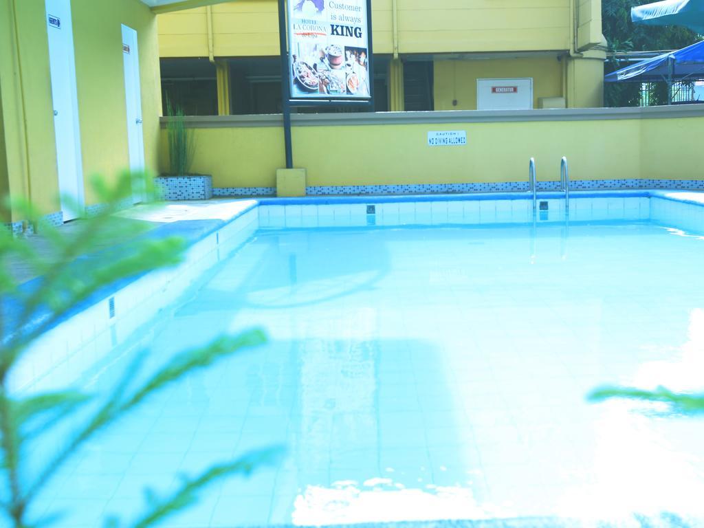 ליפה Hotel La Corona De Lipa מראה חיצוני תמונה