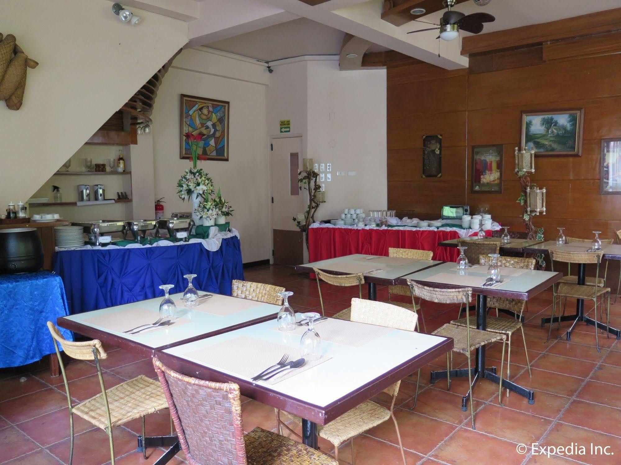 ליפה Hotel La Corona De Lipa מראה חיצוני תמונה