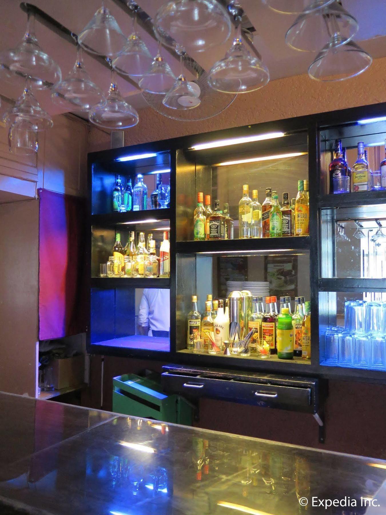 ליפה Hotel La Corona De Lipa מראה חיצוני תמונה