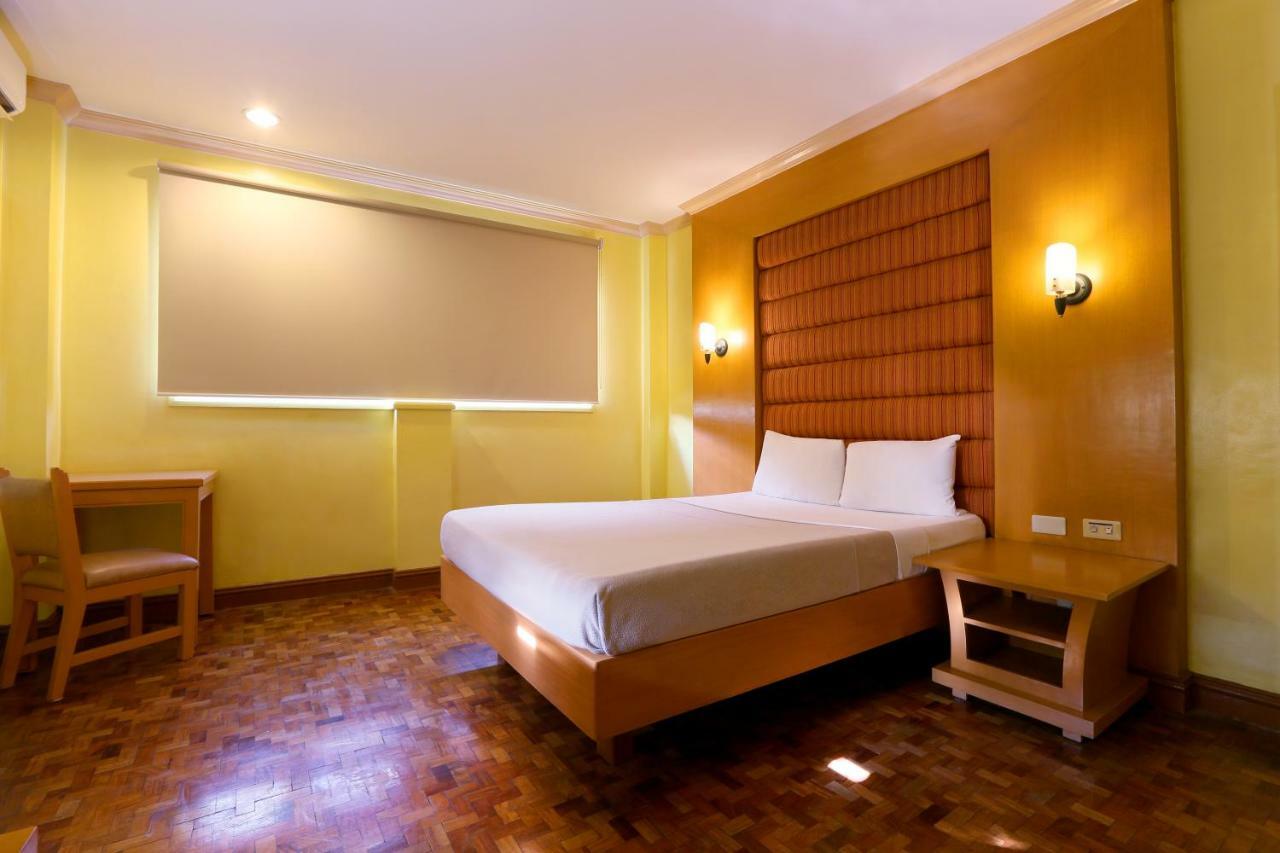 ליפה Hotel La Corona De Lipa מראה חיצוני תמונה